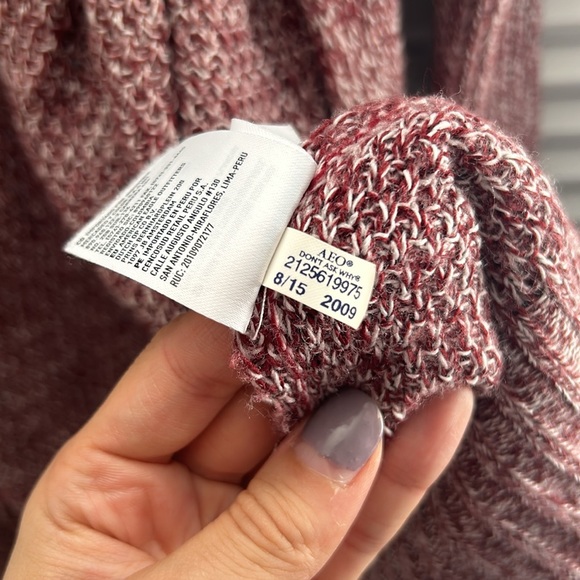 Red and white long cardigan - Picture 4 of 7